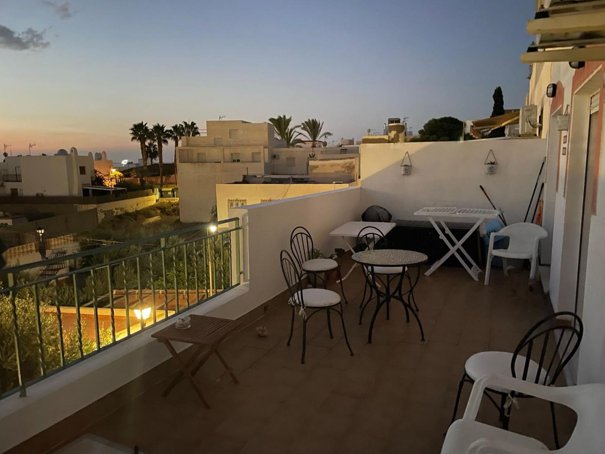 شقة La Terraza De Jimena كاربونيذاس المظهر الخارجي الصورة